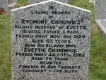 Zygmunt Cichowicz
Evettie Cichowicz