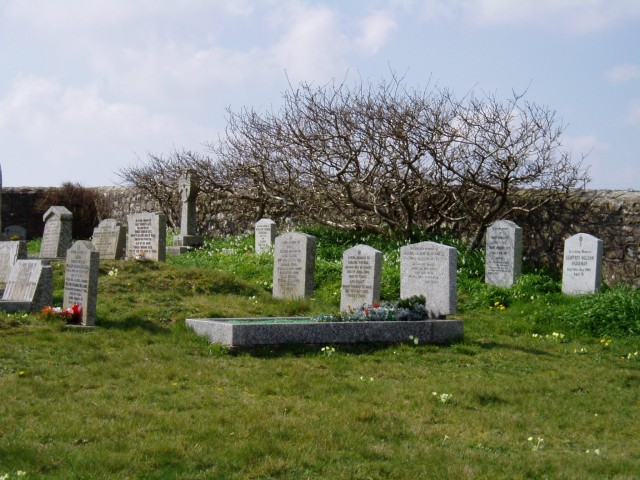 Tregerest Chapel graveyard